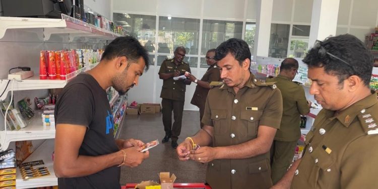 பாவனைக்குதவாத பொருட்கள் விற்பனை தொடர்பில் தகவல்களை வழங்குமாறு வேண்டுகோள்