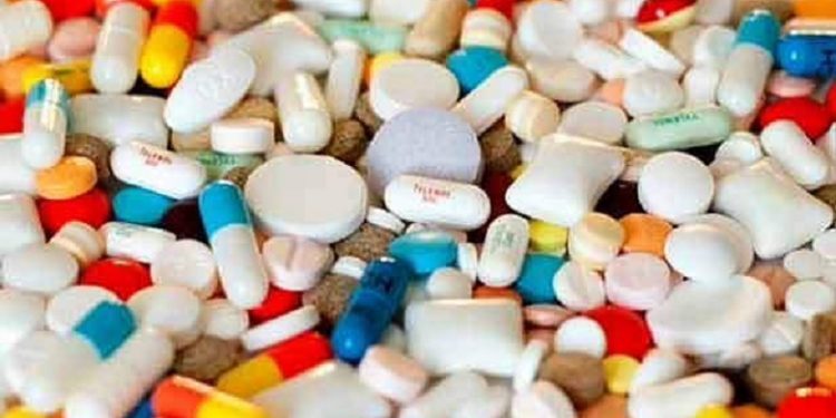 நாட்டில் 110 அத்தியாவசிய மருந்துகளுக்கு தட்டுப்பாடு – சுகாதார அமைச்சு