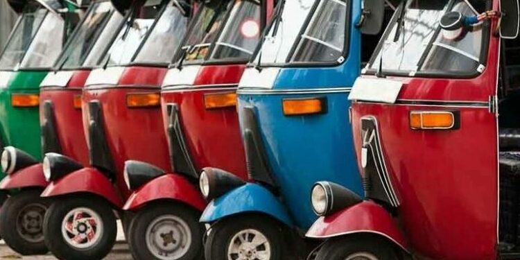 முச்சக்கர வண்டிகளை பதிவு செய்யும் வேலைத்திட்டம் தோல்வி