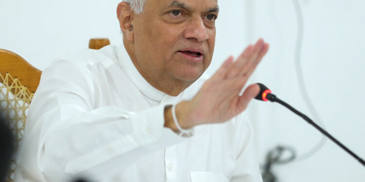 காணி பிரச்சினைகளை தீர்ப்பதற்கு மாகாண மட்டத்தில் 08 குழுக்கள்