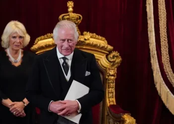 மன்னர் மூன்றாம் சார்லஸின் முடிசூட்டு விழா..! மே 8ம் திகதி வங்கி விடுமுறை நாளாக அறிவிப்பு