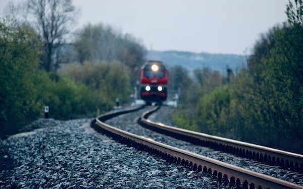 திங்கள் முதல் கரையோர ரயில் சேவை மீள இயங்கும் சாத்தியம்