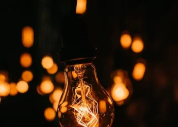 இன்று முதல் 2 மணித்தியாலங்கள் மின்வெட்டு!