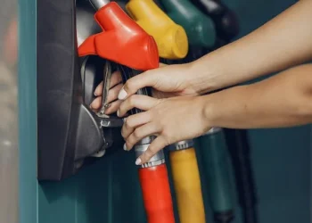 எரிபொருள் விலை திருத்தம் நாளை அமைச்சரவையில் சமர்பிப்பு!