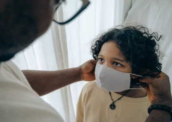 சிறார்கள் மத்தியில் தற்போது பரவி வரும் வைரஸ் காய்ச்சல்