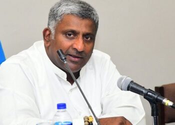 வேலை செய்யாமல் மக்களை இழுத்தடிக்க வேண்டாம் – அமைச்சர்