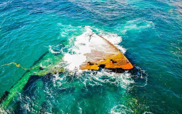 நீரில் மூழ்கி காணாமல் போன மூன்று பெண்கள்