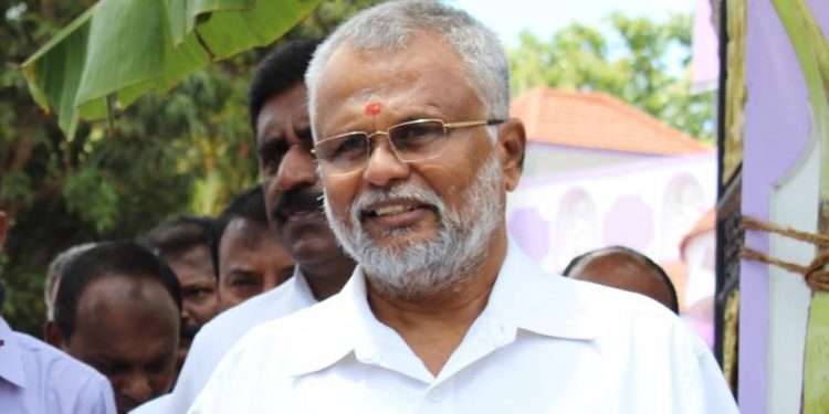 தமிழ் தரப்புகள் தமக்கிடையில் பிரச்சினைகளை விரைந்து தீர்க்க வேண்டும் – டக்ளஸ்