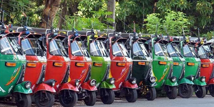 கண்டியில் முச்சக்கர வண்டிகளில் பயணிக்க வேண்டாம்!