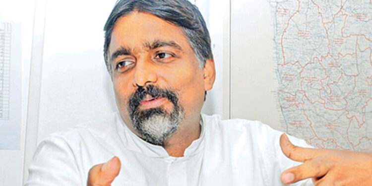 ஆஷு மாரசிங்கவிற்கு எதிராக வழக்கு தாக்கல் செய்​ய கோரிக்கை