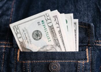 வெளிநாட்டு பணியாளர்களால் இலங்கைக்கு அனுப்பப்படும் பணம் தொடர்பில் மத்திய வங்கி அறிக்கை!