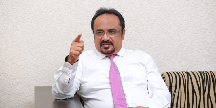 இனப்பிரச்சனைக்கான விடயங்களில் யார் தலையிட வேண்டும் என்பதை தமிழ் மக்களே தீர்மானிப்பார்கள்-சுரேந்திரன் குருசுவாமி