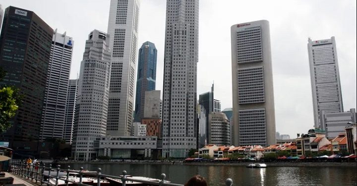 சிங்கப்பூரின் பொருளாதாரம் எதிர்பார்த்ததை விட வளர்ச்சி!