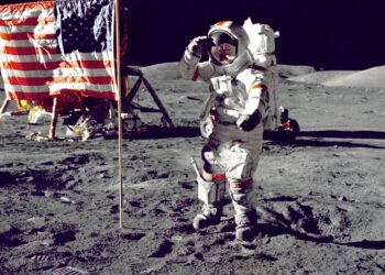 நிலவில் இரண்டாமவராக கால் பதித்தவர் 93ஆவது பிறந்தநாளில் 4ஆவது திருமணம்