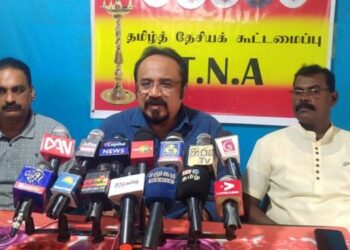 13வது திருத்தச்சட்டத்தை நடைமுறைப்படுத்தாமல் சமஷ்டி முறை நோக்கி செல்லுவது சாத்தியமற்றது – குருசாமி சுரேந்திரன்