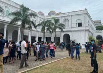 ஜனாதிபதி மாளிகையில் இருந்து பெறுமதியான 39 ஓவியங்கள் காணாமல் போயுள்ளன !