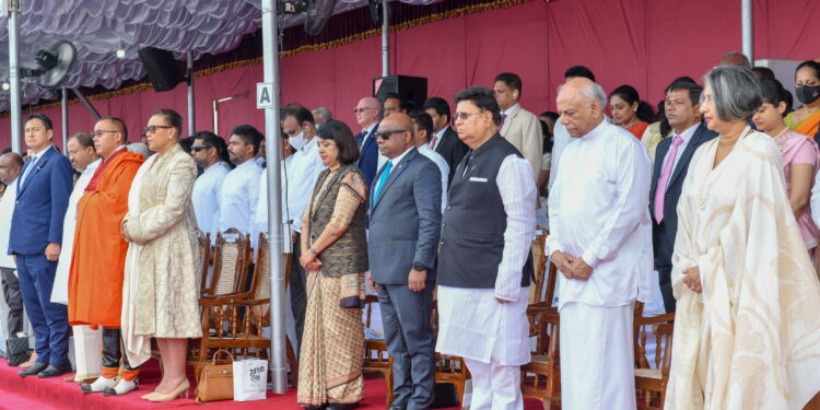 சுதந்திர தின கொண்டாட்டங்களில் ஏழு நாடுகளின் பிரதிநிதிகள் !