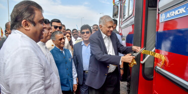 75 ஆவது சுதந்திர விழாவை முன்னிட்டு 500 பேருந்துகளில், 50 பேருந்துகள் இந்திய அரசாங்கம்  அன்பளிப்பு