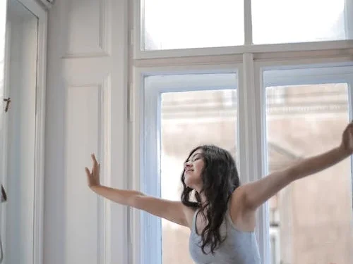 அதிகாலையில் சீக்கிரம் எழுவது எப்படி