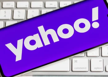 1,000 ஊழியர்களை பணி நீக்கம் செய்யும் ‘யாஹூ’..!