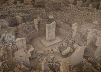 உலகின் முதல் கோயில்’: மனித வரலாற்றை மாற்றி எழுதும் 11,000 ஆண்டுகளுக்கு முந்தைய கட்டுமானம்