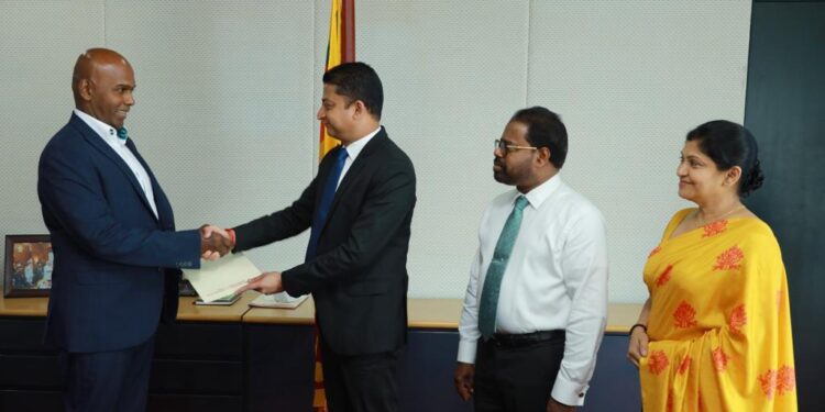 பிரித்தானியாவுக்கான இலங்கை பிரதிநிதியாக கந்தையா கஜன் நியமனம்.