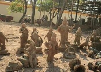 சீர்காழியில் ஆயிரம் ஆண்டுக்கு முந்தைய சிலைகள், செப்பேடுகள் கண்டெடுப்பு!