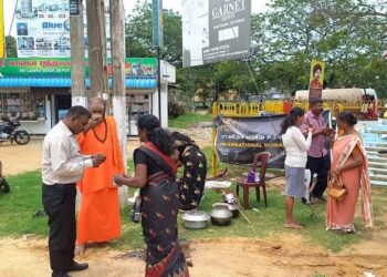 முள்ளிவாய்க்கால் கஞ்சி வழங்கும் நிகழ்வு யாழில் !!