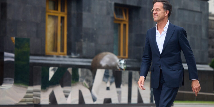 நெதர்லாந்து பிரதமர் இராஜினாமா!