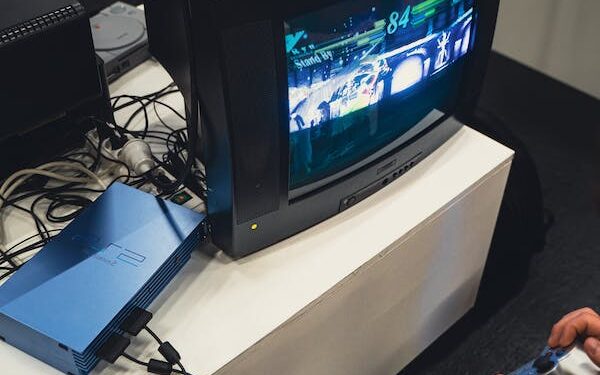 பப்ஜி காதலனைத் தேடி 4 குழந்தைகளுடன் இந்தியா வந்த பாகிஸ்தான் பெண்!