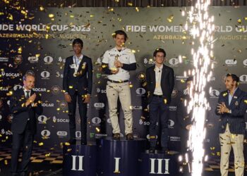 உலகக்கிண்ண சதுரங்க தொடரில் இரண்டாம் இடம் பிடித்தார் பிரக்ஞானந்தா