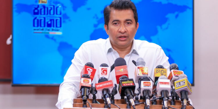 காணி உரிமை இல்லாது மகாவலி காணிகளில் வசிக்கும் 15,000 பேருக்கு காணி உறுதிப்பத்திரங்கள்!