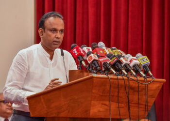 உலக தெங்கு தினத்தை முன்னிட்டு வட மாகாணத்தில் தெங்கு முக்கோணம் ஆரம்பிக்கப்படும்