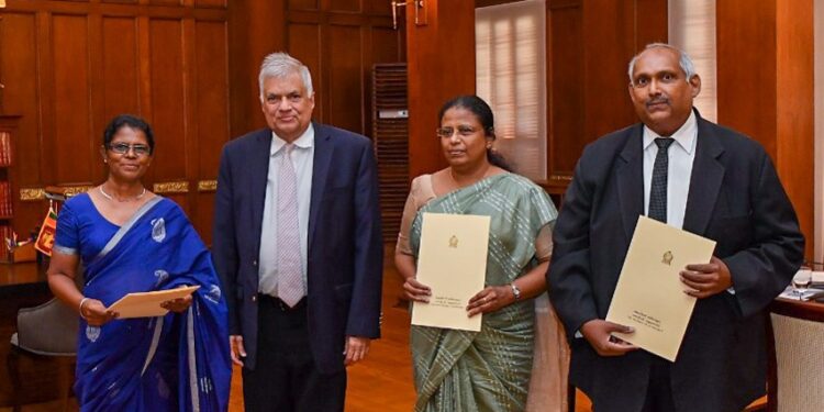 மூன்று புதிய ஜனாதிபதி சட்டத்தரணிகள் ஜனாதிபதியால் நியமிக்கப்பட்டனர்