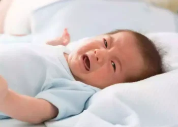 குழந்தைக்கு தூக்கமின்மை பிரச்சனையை உணர்த்தும் அறிகுறிகள்!