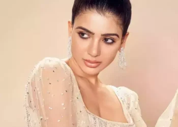 மேனேஜரை நம்பி ஏமாந்த சமந்தா: நோயுடன் போராடும்போது ரூ. 1 கோடி போச்சு