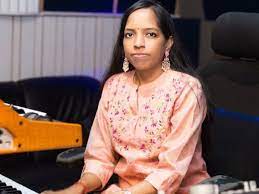 இளையராஜாவின் மகள் பாடகி பவதாரிணி இலங்கையில் காலமானார்.