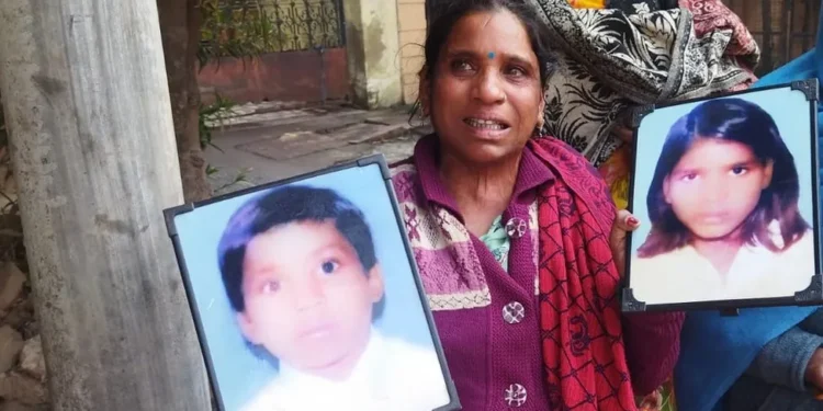 இரண்டு குழந்தைகள் ஓடிவிட்டனர். மீண்டும் வீடு திரும்ப 13 வருடங்கள் ஆனது