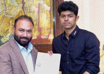 நடிகர் விஜய் மகன் அறிமுக இயக்குனர் சஞ்சய்யின் லேட்டஸ்ட் புகைப்படம்.. எப்படி இருக்கிறார் பாருங்க