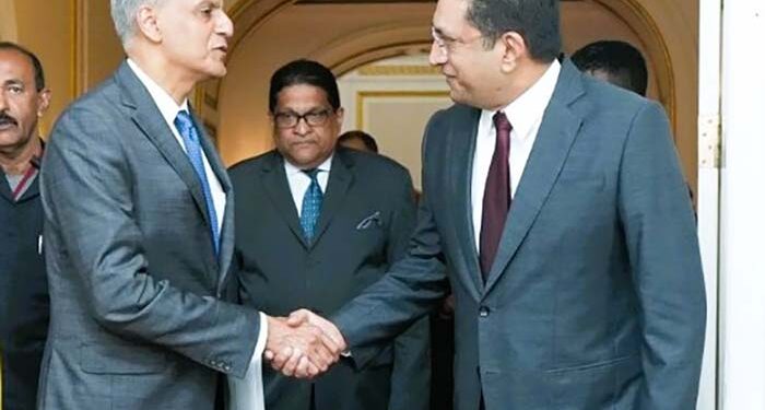 அமெரிக்க பிரதி இராஜாங்க செயலாளர் ரிச்சர்ட் வர்மா இலங்கைக்கு விஜயம் செய்துள்ளார்