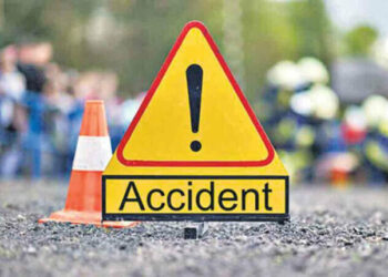 ரயில் மோதி தாய், இரண்டு குழந்தைகள் பலி