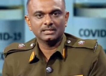 சக ஊழியரை அவரது இல்லத்திற்குள் சுட்டுக் கொன்றதால் அதிர்ச்சியில் PHI கள்