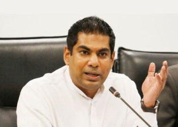 பெட்ரோலிய சேமிப்பு முனையங்களில் பெரும் முறைகேடுகள் – அமைச்சர்