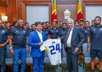 RW 24 : ஜனாதிபதி SL கால்பந்து அணியை சந்தித்தார்