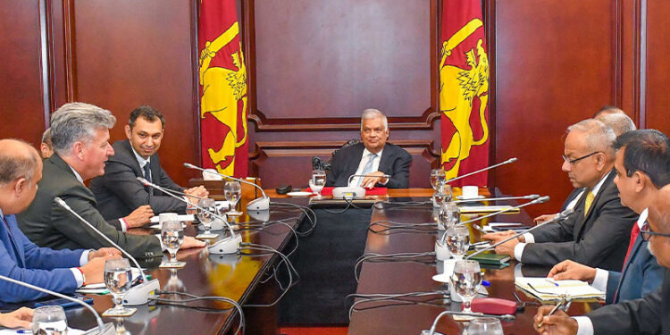 பள்ளி பாடத்திட்டத்தில் செயற்கை நுண்ணறிவை அறிமுகப்படுத்த கல்வி அமைச்சகம் மைக்ரோசாப்ட் உடன் கூட்டு சேர்ந்துள்ளது