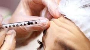 அழகுசாதனப் பொருட்கள் கடுமையான உடல்நலக் கேடுகளைக் கொண்டிருப்பதால், தோல் சிகிச்சை மருந்துகள் இலங்கை சந்தையில் வெள்ளத்தில் மூழ்கியுள்ளன: