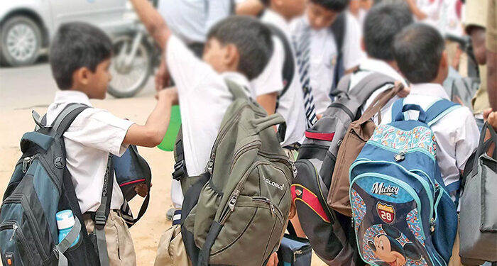 வெளியிடப்பட்ட பள்ளிப் பைகள் அதிகமாக இருப்பதால், 35% SL குழந்தைகள் நாள்பட்ட தசை மற்றும் எலும்பு வலியால் பாதிக்கப்படுகின்றனர்.