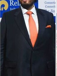 ஆசியாவின் மிகப் பெரிய பணக்காரரின் மகனைத் திருமணம் செய்ய ஓமானி தொழில் அதிபர் உறவினர்