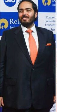 ஆசியாவின் மிகப் பெரிய பணக்காரரின் மகனைத் திருமணம் செய்ய ஓமானி தொழில் அதிபர் உறவினர்