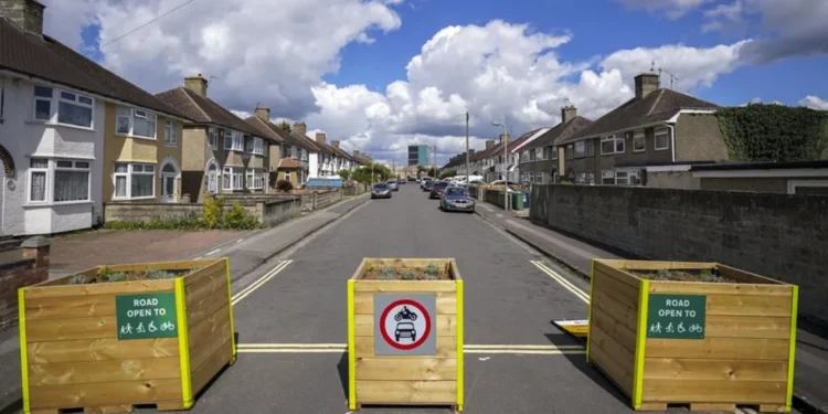 புதிய வழிகாட்டுதலின் கீழ் குடியிருப்பாளர்களின் ஆதரவைக் கருத்தில் கொள்ளுமாறு கவுன்சில்கள் கூறுகின்றன